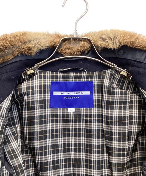 BURBERRY BLUE LABEL（バーバリー ブルー レーベル）BURBERRY BLUE LABEL (バーバリー ブルー レーベル) ラビットファー付きウールコート ネイビー サイズ:36の古着・服飾アイテム