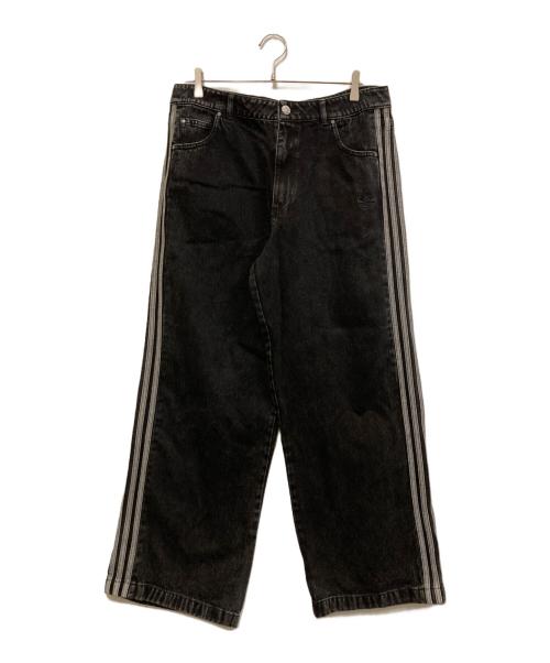 adidas（アディダス）adidas (アディダス) アディカラー デニム スリーストライプス トラックパンツ ブラック サイズ:W30の古着・服飾アイテム