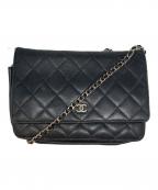 CHANELシャネル）の古着「マトラッセチェーンウォレット」｜ネイビー