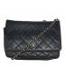 CHANEL（シャネル）の古着「マトラッセチェーンウォレット」｜ネイビー
