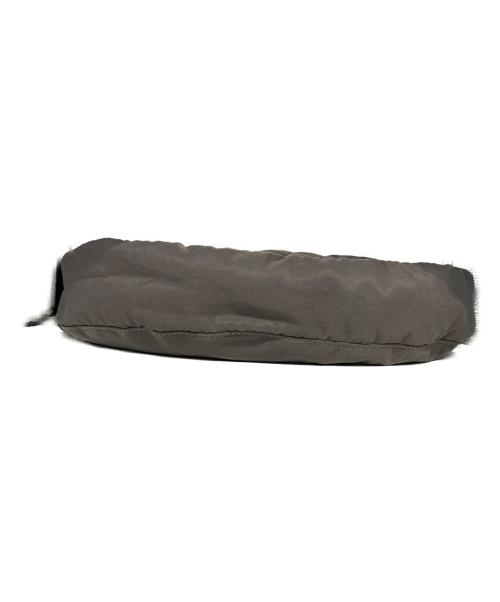 COYSEIO（コイセイオ）COYSEIO (コイセイオ) Wing Bag/ショルダーバッグ グレーの古着・服飾アイテム