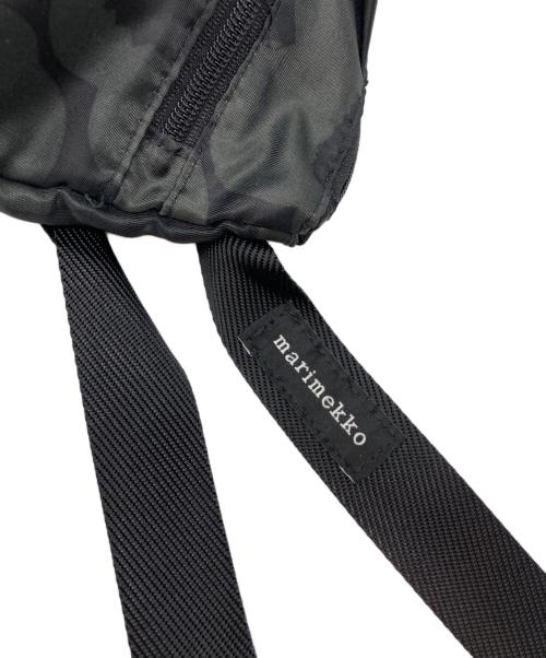 marimekko（マリメッコ）marimekko (マリメッコ) Nest Crossbody Unikko ショルダーバック ブラックの古着・服飾アイテム