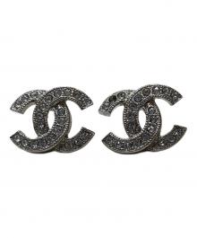 CHANEL（シャネル）の古着「ココマークストーンピアス」｜シルバー