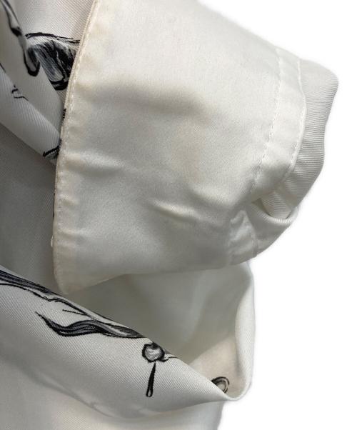 3.1 phillip lim（スリーワンフィリップリム）3.1 phillip lim (スリーワンフィリップリム) ホースプリントブラウス ホワイト×ブラックの古着・服飾アイテム
