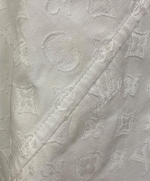 LOUIS VUITTON（ルイ ヴィトン）LOUIS VUITTON (ルイ ヴィトン) モノグラムプルオーバーブラウス ホワイト サイズ:34の古着・服飾アイテム