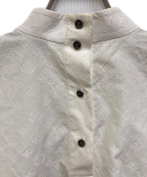 LOUIS VUITTON（ルイ ヴィトン）LOUIS VUITTON (ルイ ヴィトン) モノグラムプルオーバーブラウス ホワイト サイズ:34の古着・服飾アイテム