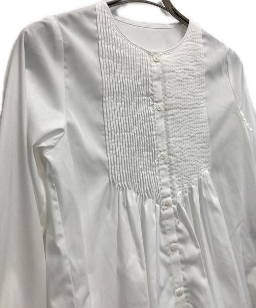 Gypsohila（ジプソフィア）Gypsohila (ジプソフィア) Fit Me Tuck Blouse ホワイト サイズ:FREE 未使用品の古着・服飾アイテム