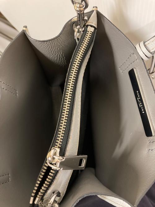 MARC JACOBS（マークジェイコブス）MARC JACOBS (マークジェイコブス) ミニ グラインド 2way ショルダーバッグ グレーの古着・服飾アイテム
