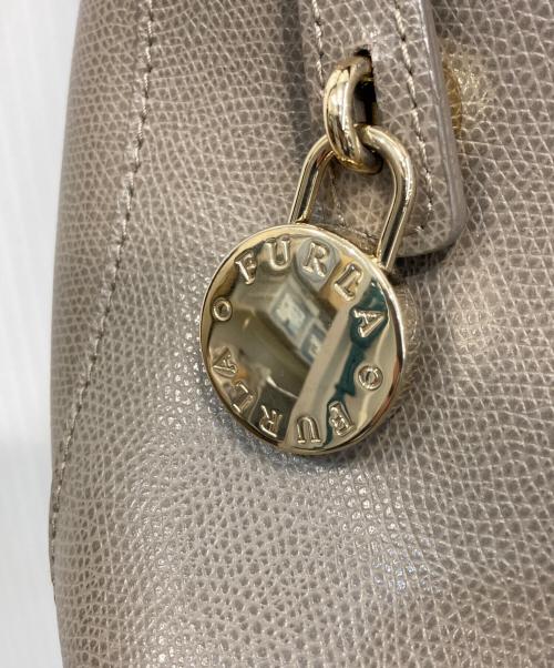 FURLA（フルラ）FURLA (フルラ) PIPER/パイパー 2WAYバッグ ベージュの古着・服飾アイテム