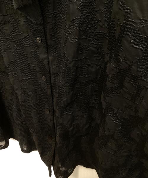 Ameri（アメリ）AMERI (アメリ) 2WAY EMBROIDERY RUFFLE BLOUSE ブラック サイズ:FREEの古着・服飾アイテム
