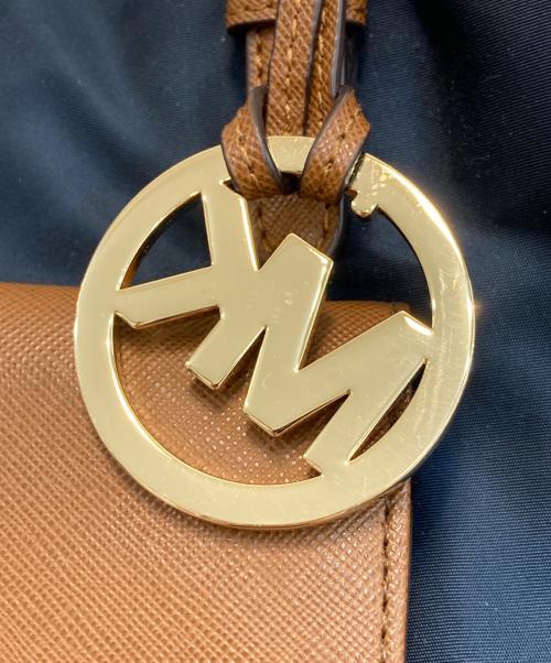 MICHAEL KORS（マイケルコース）MICHAEL KORS (マイケルコース) トートバッグ ネイビーの古着・服飾アイテム