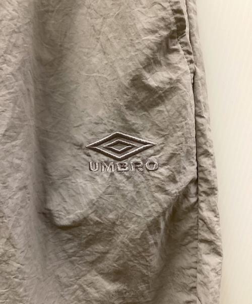 UMBRO（アンブロ）UMBRO (アンブロ) FREAK'S STORE (フリークスストア) 24SS 別注ハーフパンツ/FREAK'S STORE別注 グレー サイズ:Mの古着・服飾アイテム