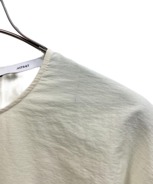 ASTRAET（アストラット）ASTRAET (アストラット) ピンタック パフスリーブワンピース アイボリー サイズ:1の古着・服飾アイテム