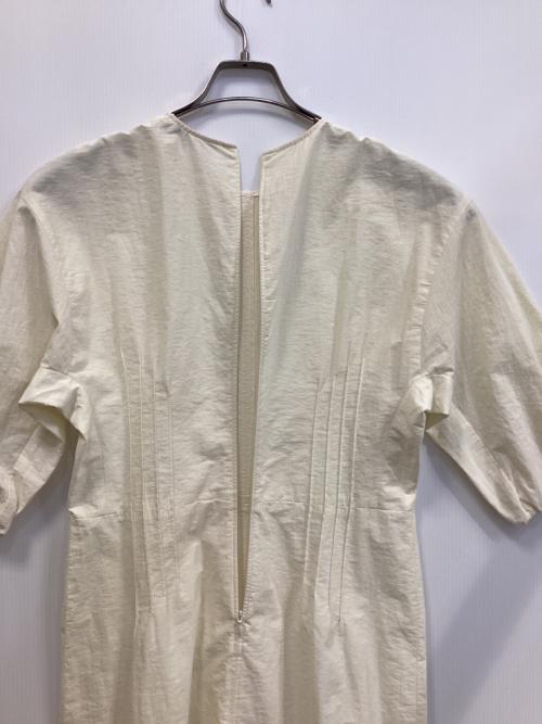ASTRAET（アストラット）ASTRAET (アストラット) ピンタック パフスリーブワンピース アイボリー サイズ:1の古着・服飾アイテム