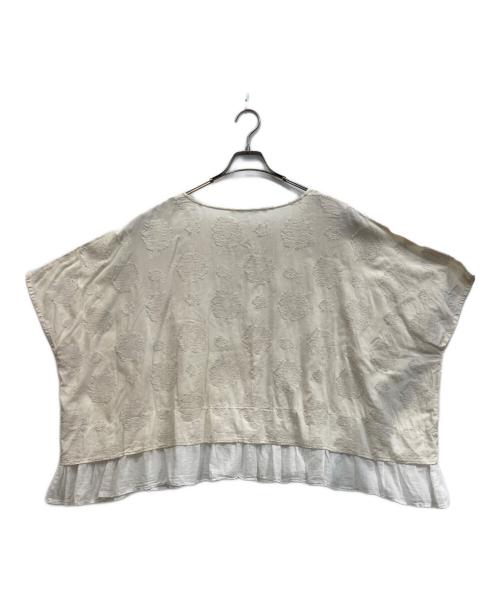 tumugu（ツムグ）tumugu (ツムグ) コットンリネンフラワーブラウス アイボリー サイズ:FREEの古着・服飾アイテム