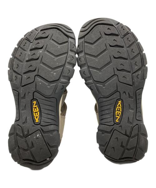 KEEN（キーン）KEEN (キーン) NEWPORTサンダル ベージュ サイズ:26の古着・服飾アイテム