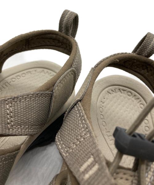 KEEN（キーン）KEEN (キーン) NEWPORTサンダル ベージュ サイズ:26の古着・服飾アイテム