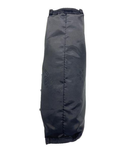MM6 Maison Margiela（エムエムシックスメゾンマルジェラ）MM6 Maison Margiela (エムエムシックスメゾンマルジェラ) REVERSE POCHETTE MINI /リバースポシェット ミニ ブラックの古着・服飾アイテム