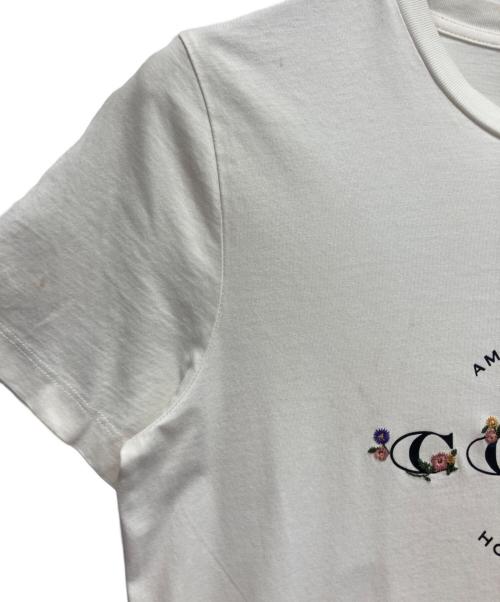 COACH（コーチ）COACH (コーチ) ロゴTシャツ ホワイト サイズ:XSの古着・服飾アイテム