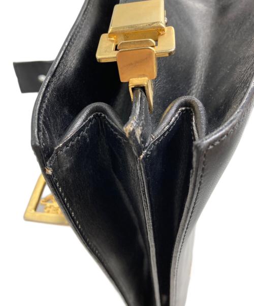 CELINE（セリーヌ）CELINE (セリーヌ) フラップショルダーバッグ ブラックの古着・服飾アイテム