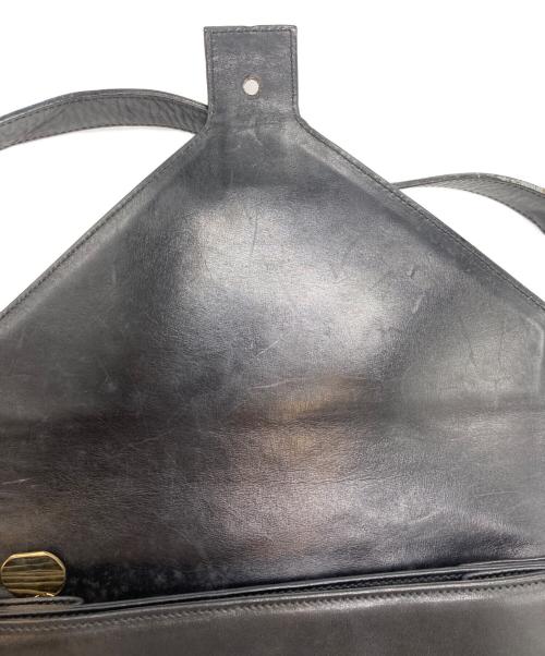 CELINE（セリーヌ）CELINE (セリーヌ) フラップショルダーバッグ ブラックの古着・服飾アイテム
