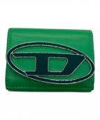 DIESELディーゼル）の古着「Dロゴ三つ折り財布」｜グリーン