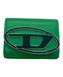 DIESEL（ディーゼル）の古着「Dロゴ三つ折り財布」｜グリーン