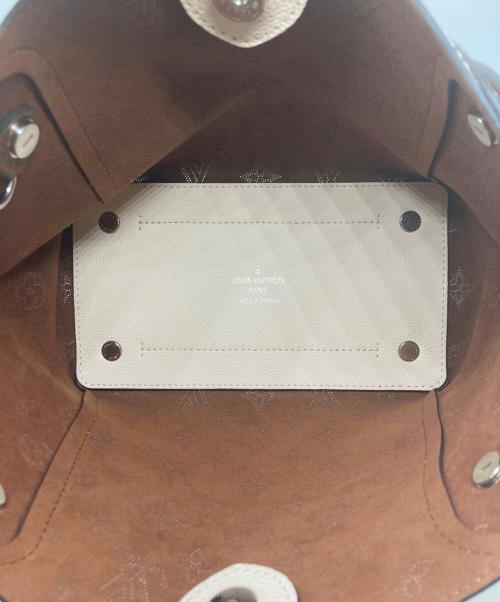 LOUIS VUITTON（ルイ ヴィトン）LOUIS VUITTON (ルイ ヴィトン) ヒナPM ハンドバッグ アイボリーの古着・服飾アイテム
