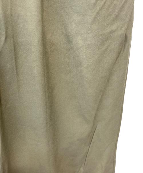 AURALEE（オーラリー）AURALEE (オーラリー) ULTRA FINE TROPICAL WOOL TWO-TUCK SLACKS オリーブ サイズ:4の古着・服飾アイテム