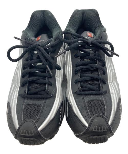 NIKE（ナイキ）NIKE (ナイキ) SHOX R4 METALLIC SILVER/ショックスR4 メタリックシルバー シルバー サイズ:25の古着・服飾アイテム