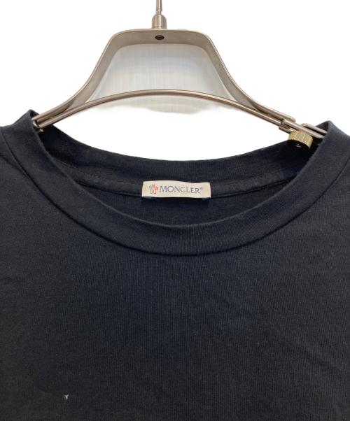 MONCLER（モンクレール）MONCLER (モンクレール) MAGLIA T SHIRT/ワッペンロゴtシャツ ブラック サイズ:Lの古着・服飾アイテム
