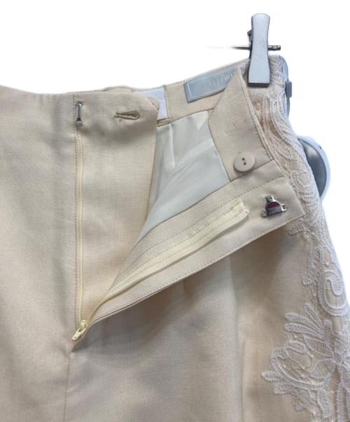 CELFORD（セルフォード）CELFORD (セルフォード) 26SS【洗える】サイドレースラインパンツ ベージュ サイズ:38 未使用品の古着・服飾アイテム