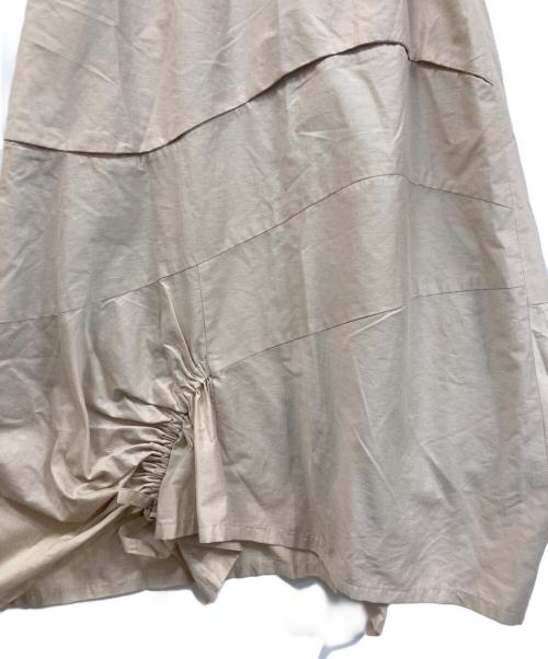 慈雨（ジウ）慈雨 (ジウ) カットワークバルーンスカート ベージュ サイズ:40の古着・服飾アイテム