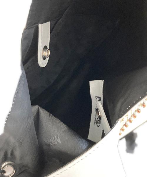 MM6 Maison Margiela（エムエムシックスメゾンマルジェラ）MM6 Maison Margiela (エムエムシックスメゾンマルジェラ) ジャパニーズチェーントートバッグ ホワイトの古着・服飾アイテム