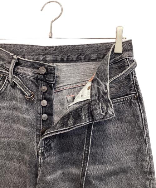 Acne studios（アクネ ストゥディオズ）ACNE STUDIOS (アクネ ストゥディオズ) 1991Toj ベルテッド ワイド デニム パンツ アッシュブラック サイズ:32の古着・服飾アイテム