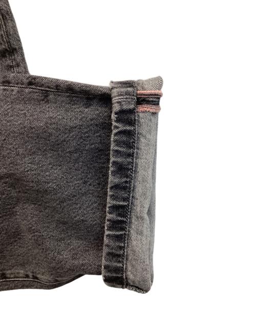 Acne studios（アクネ ストゥディオズ）ACNE STUDIOS (アクネ ストゥディオズ) 1991Toj ベルテッド ワイド デニム パンツ アッシュブラック サイズ:32の古着・服飾アイテム
