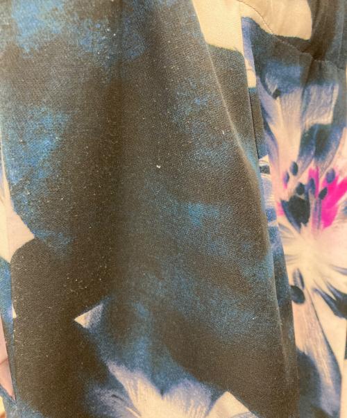 DRIES VAN NOTEN（ドリスヴァンノッテン）DRIES VAN NOTEN (ドリスヴァンノッテン) フローラルタックワイドパンツ ネイビー×ホワイト サイズ:XSの古着・服飾アイテム