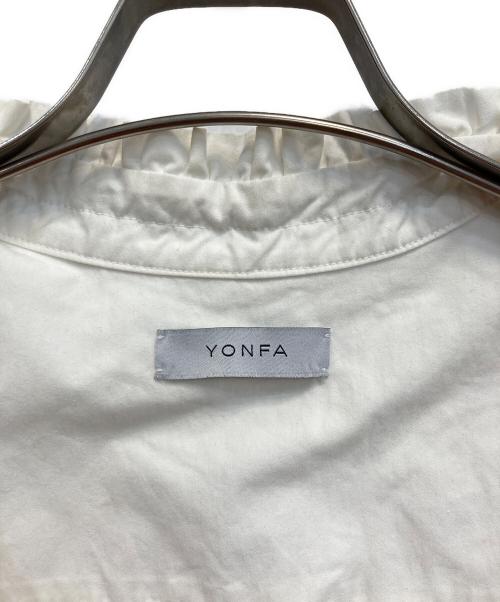 YONFA（ヨンファ）YONFA (ヨンファ) フリルカラーブラウス ホワイト サイズ:ＦＲＥＥの古着・服飾アイテム
