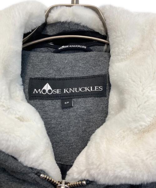 MOOSE KNUCKLES（ムース ナックルズ）MOOSE KNUCKLES (ムース ナックルズ) 裏ボアジップパーカー グレー サイズ:Sの古着・服飾アイテム