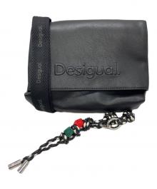 Desigual（デシグアル）の古着「ミディアムバッグ ロゴチャーム」｜ブラック