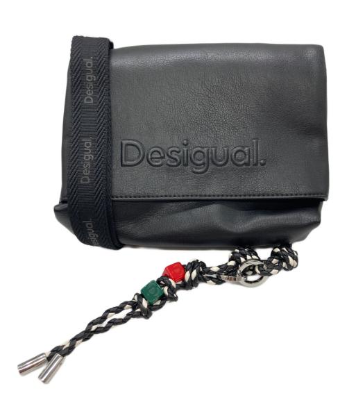 Desigual（デシグアル）Desigual (デシグアル) ミディアムバッグ ロゴチャーム ブラックの古着・服飾アイテム