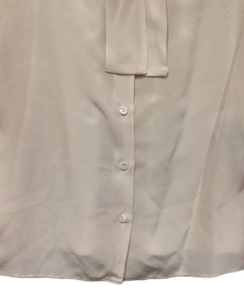 PRADA（プラダ）PRADA (プラダ) シルクボウタイブラウス ベージュ サイズ:38の古着・服飾アイテム