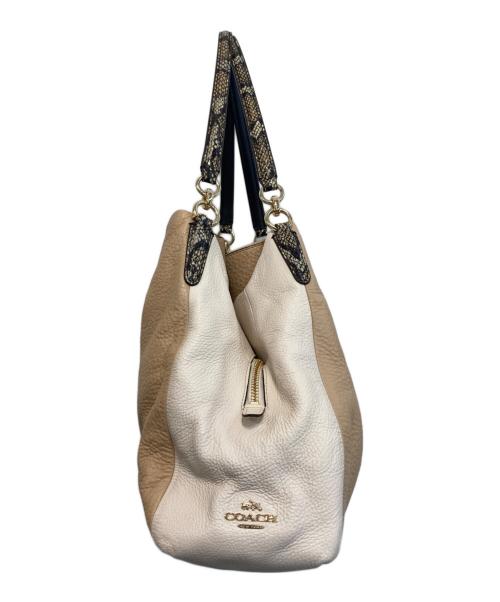 COACH（コーチ）COACH (コーチ) ラグジュアリー ペブルド レザー フィービー ショルダーバッグ ホワイト×ベージュの古着・服飾アイテム