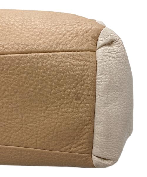 COACH（コーチ）COACH (コーチ) ラグジュアリー ペブルド レザー フィービー ショルダーバッグ ホワイト×ベージュの古着・服飾アイテム