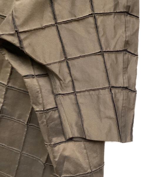 A-POC ABLE ISSEY MIYAKE（エイポック エイブル イッセイ ミヤケ）A-POC ABLE ISSEY MIYAKE (エイポック エイブル イッセイ ミヤケ) グリッドスチームストレッチスタンドカラーロングコート オリーブ サイズ:1の古着・服飾アイテム