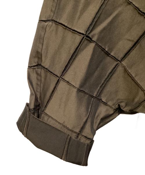 A-POC ABLE ISSEY MIYAKE（エイポック エイブル イッセイ ミヤケ）A-POC ABLE ISSEY MIYAKE (エイポック エイブル イッセイ ミヤケ) グリッドスチームストレッチスタンドカラーロングコート オリーブ サイズ:1の古着・服飾アイテム