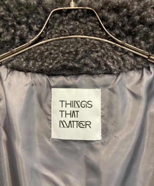 THINGS THAT MATTER（シングスザットマター）THINGS THAT MATTER (シングスザットマター) CRIMPED FUR CROPPED BLOUSON/ボアジャケット グレー サイズ:FREEの古着・服飾アイテム