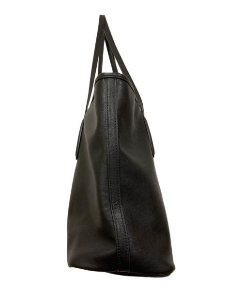 truuzen（トゥルーゼン）truuzen (トゥルーゼン) レザートートバッグ ブラックの古着・服飾アイテム