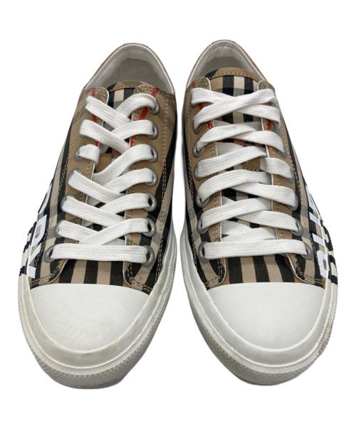 BURBERRY LONDON（バーバリーロンドン）BURBERRY LONDON (バーバリーロンドン) ノヴァチェックローカットスニーカー ベージュ サイズ:36の古着・服飾アイテム