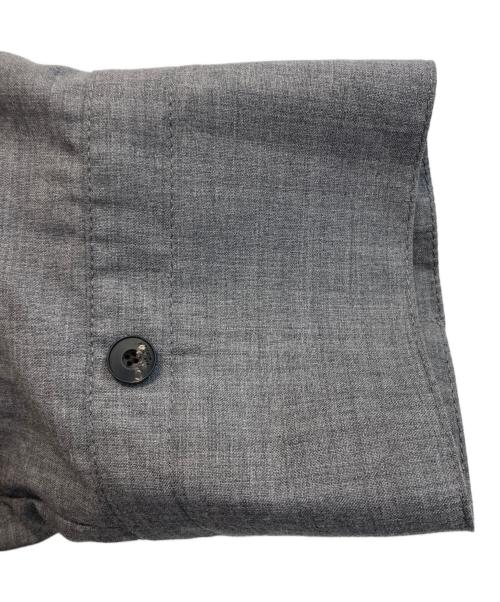 HARUNOBUMURATA（ハルノブ ムラタ）HARUNOBUMURATA (ハルノブ ムラタ) 25AW MARIALUISA WOOL GATHERED SHIRT WITH BUCKLE グレー サイズ:38の古着・服飾アイテム